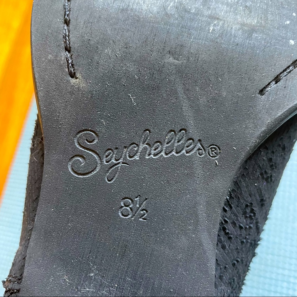 Seychelles Booties - Picture 3 of 5